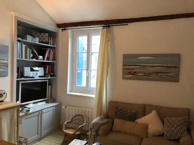 La Maison Bleue, Authentique Et Charmante Maison De Pecheur Trouville-sur-Mer Exterior photo